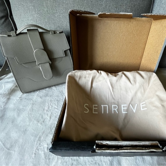 Like new Senreve Alunna original size leather bag in pebbled SAND - Picture 2 of 9